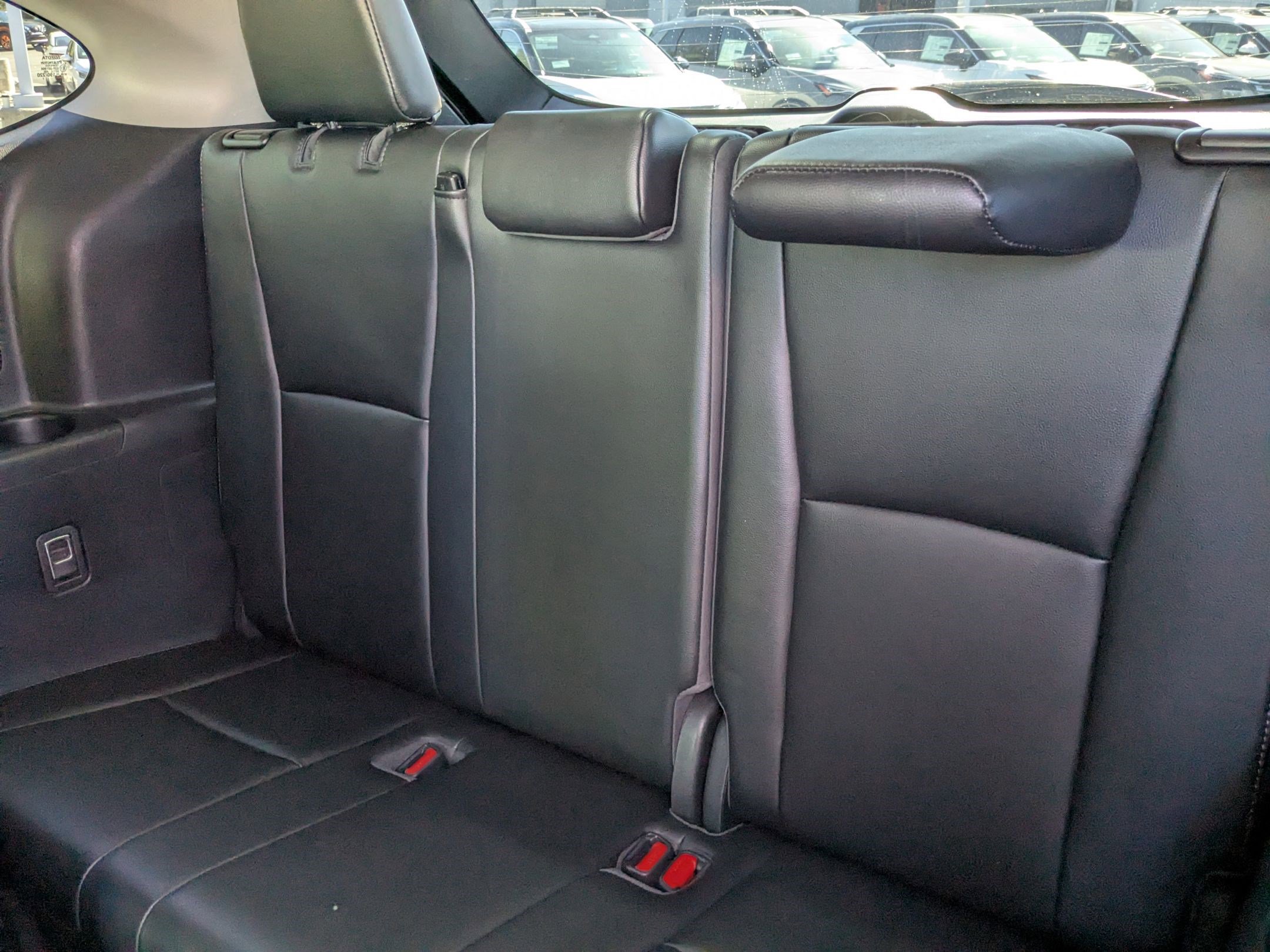 Used 2021 Toyota Highlander Limited image 34