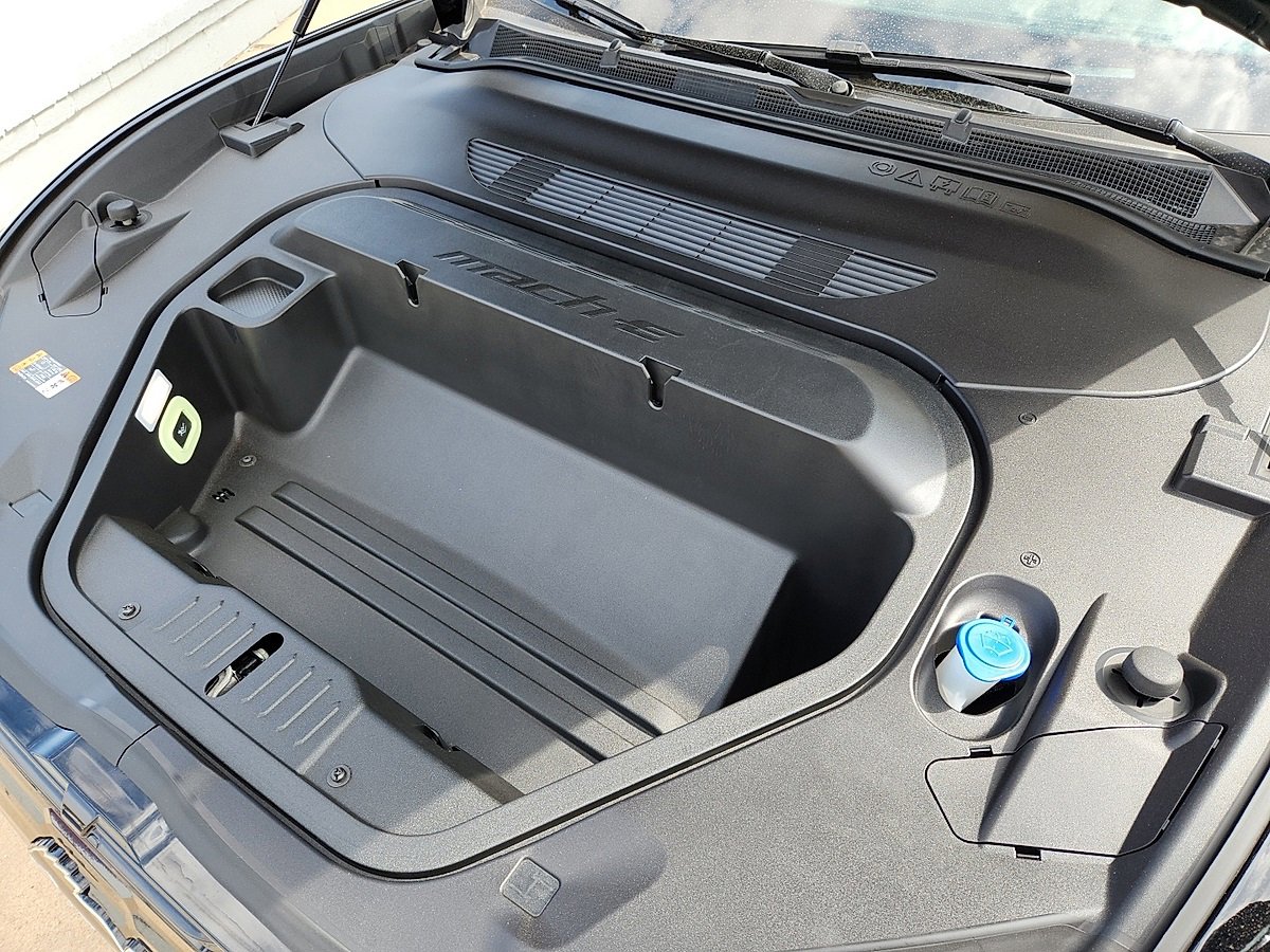 New 2025 Ford Mustang Mach-E GT image 9