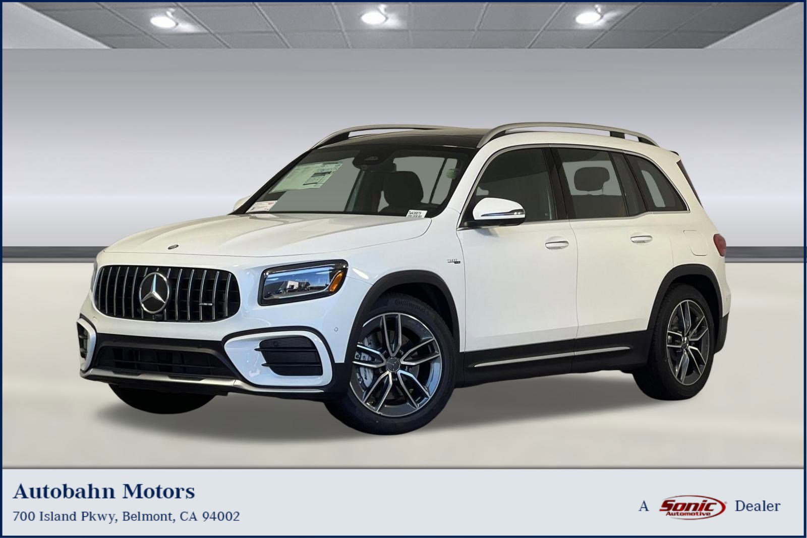 New 2026 Mercedes-Benz GLB 35 AMG 4MATIC image 1