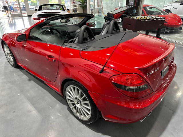Used 2005 Mercedes-Benz SLK 55 AMG image 24