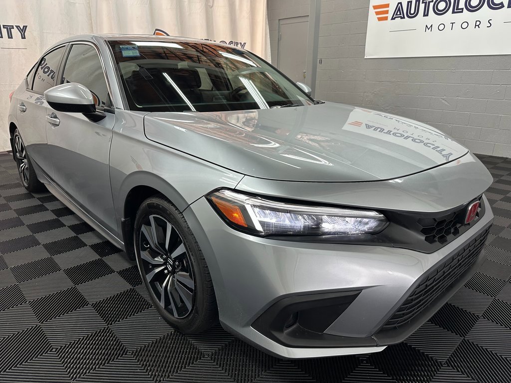 Used 2024 Honda Civic EX-L image 2