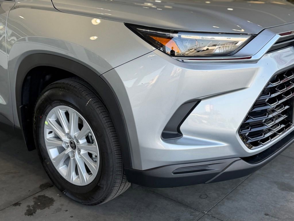 New 2026 Toyota Grand Highlander AWD Hybrid image 8