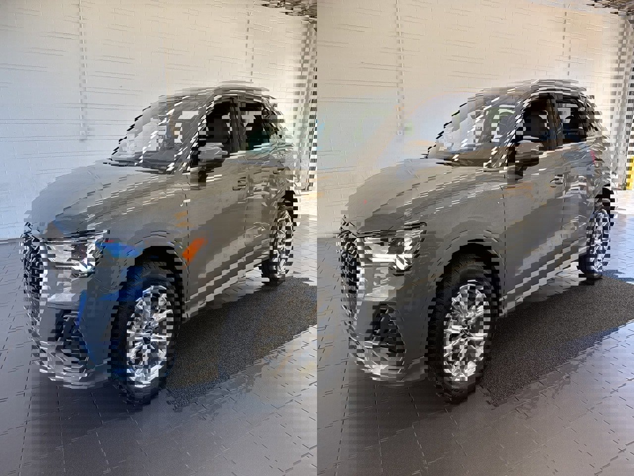 New 2025 Audi Q3 2.0T Premium image 4