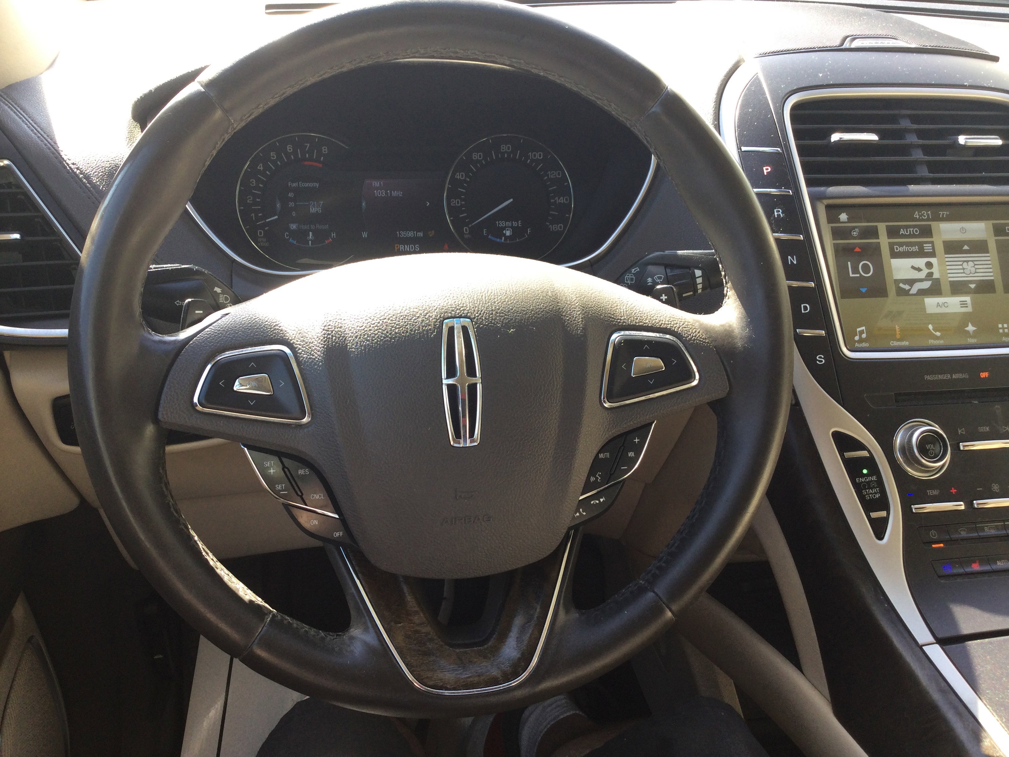 Used 2016 Lincoln MKX Reserve w/ Technology Package image 15