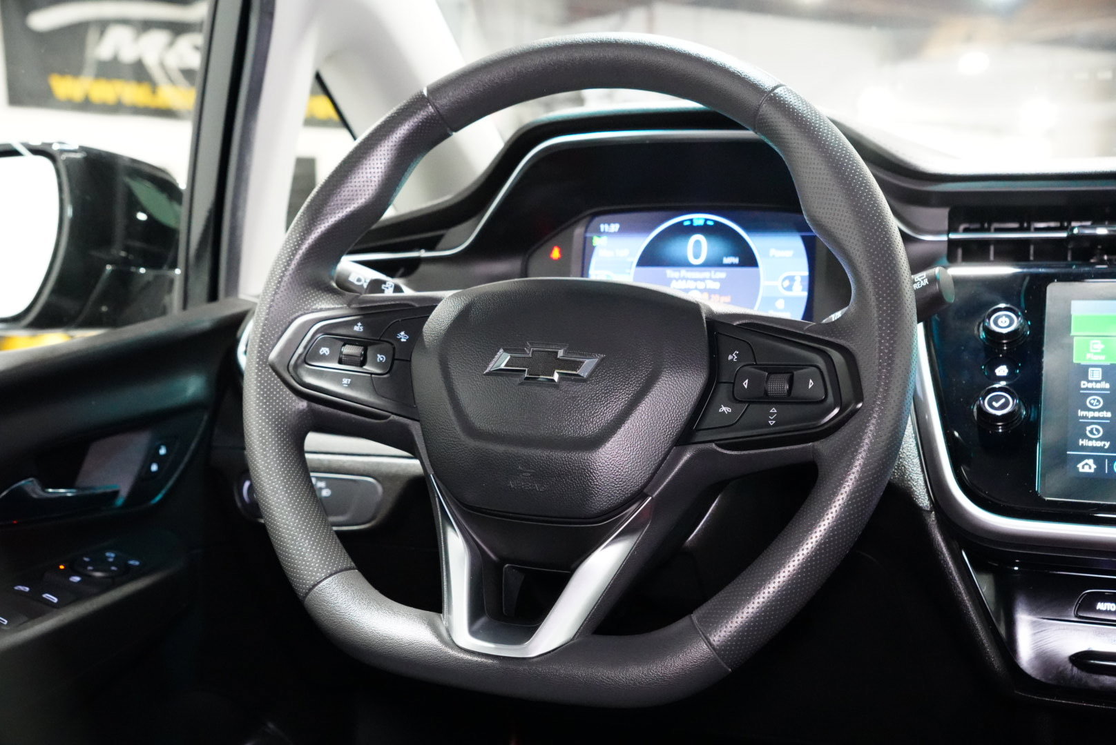 Used 2022 Chevrolet Bolt LT image 13