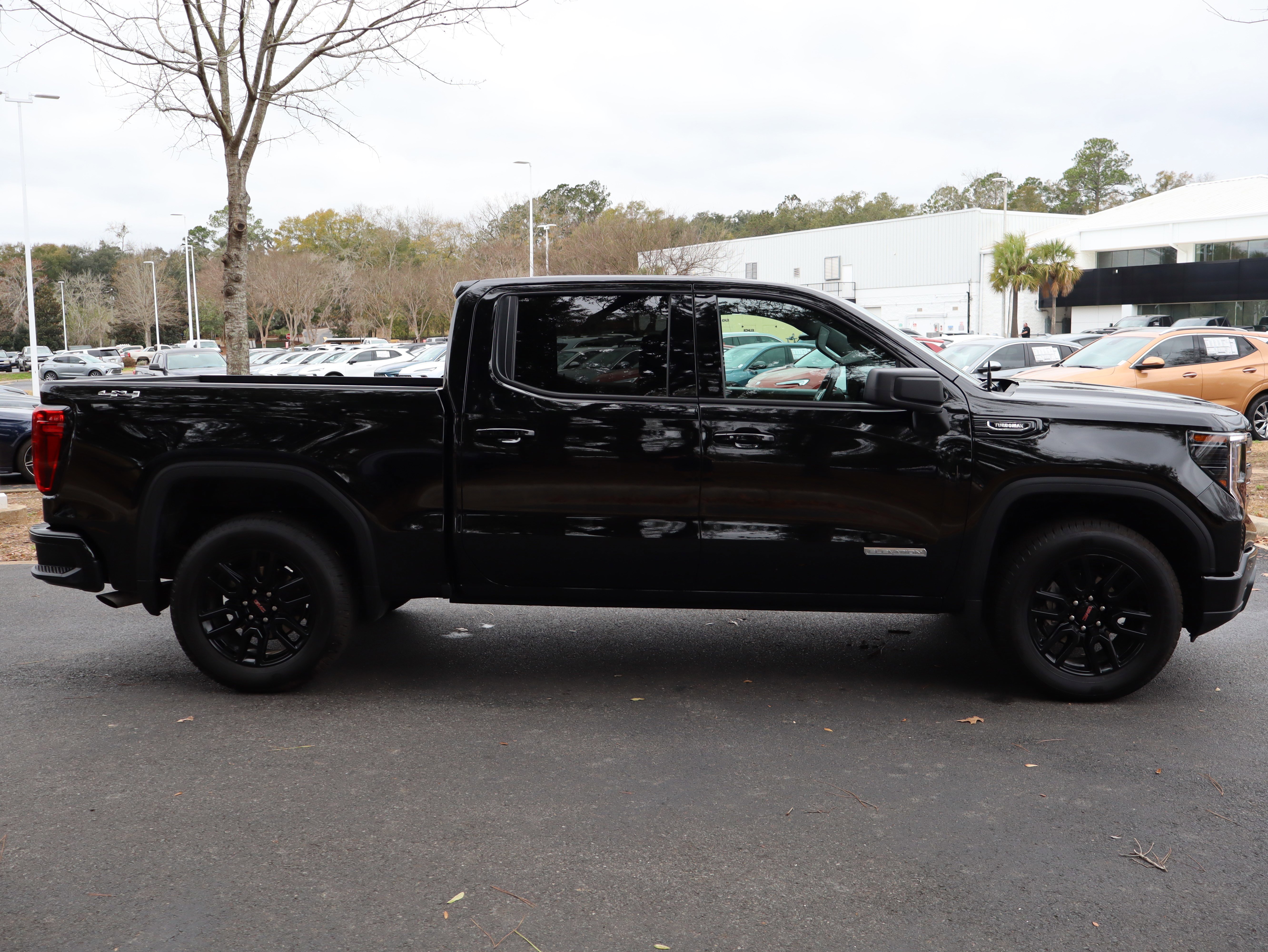 Used 2026 GMC Sierra 1500 Elevation image 7