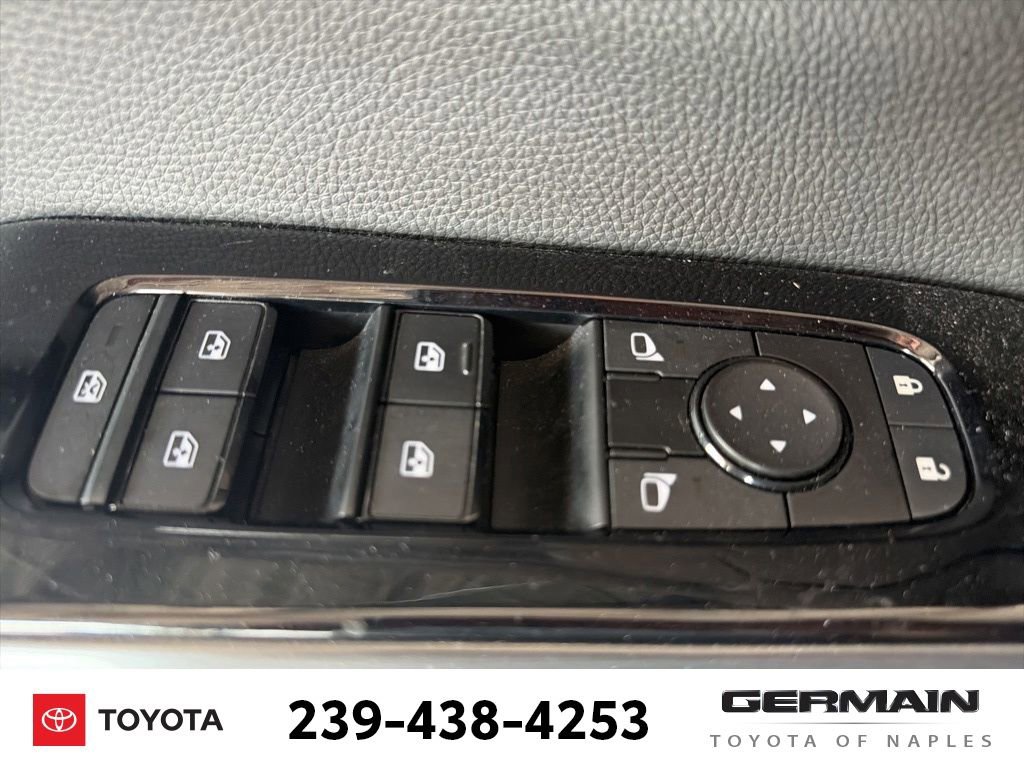 Used 2023 Nissan Pathfinder SL w/ SL Premium Package FWD image 20