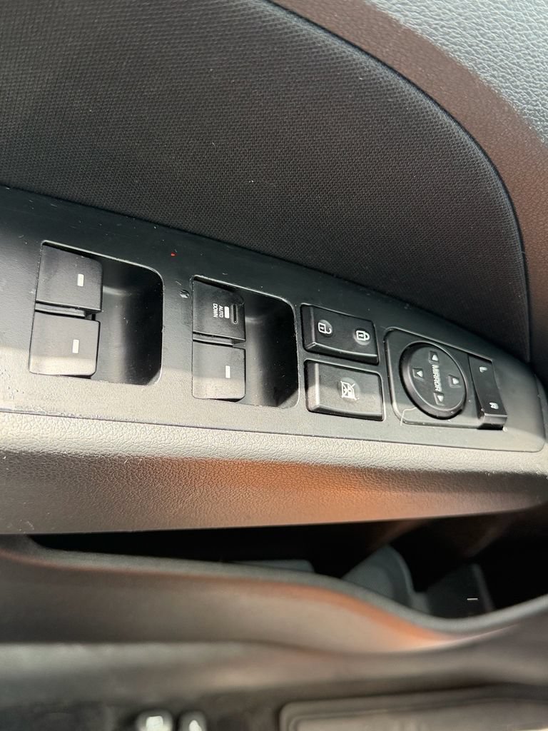 Used 2018 Hyundai Elantra SEL w/ Cargo Package FWD image 27