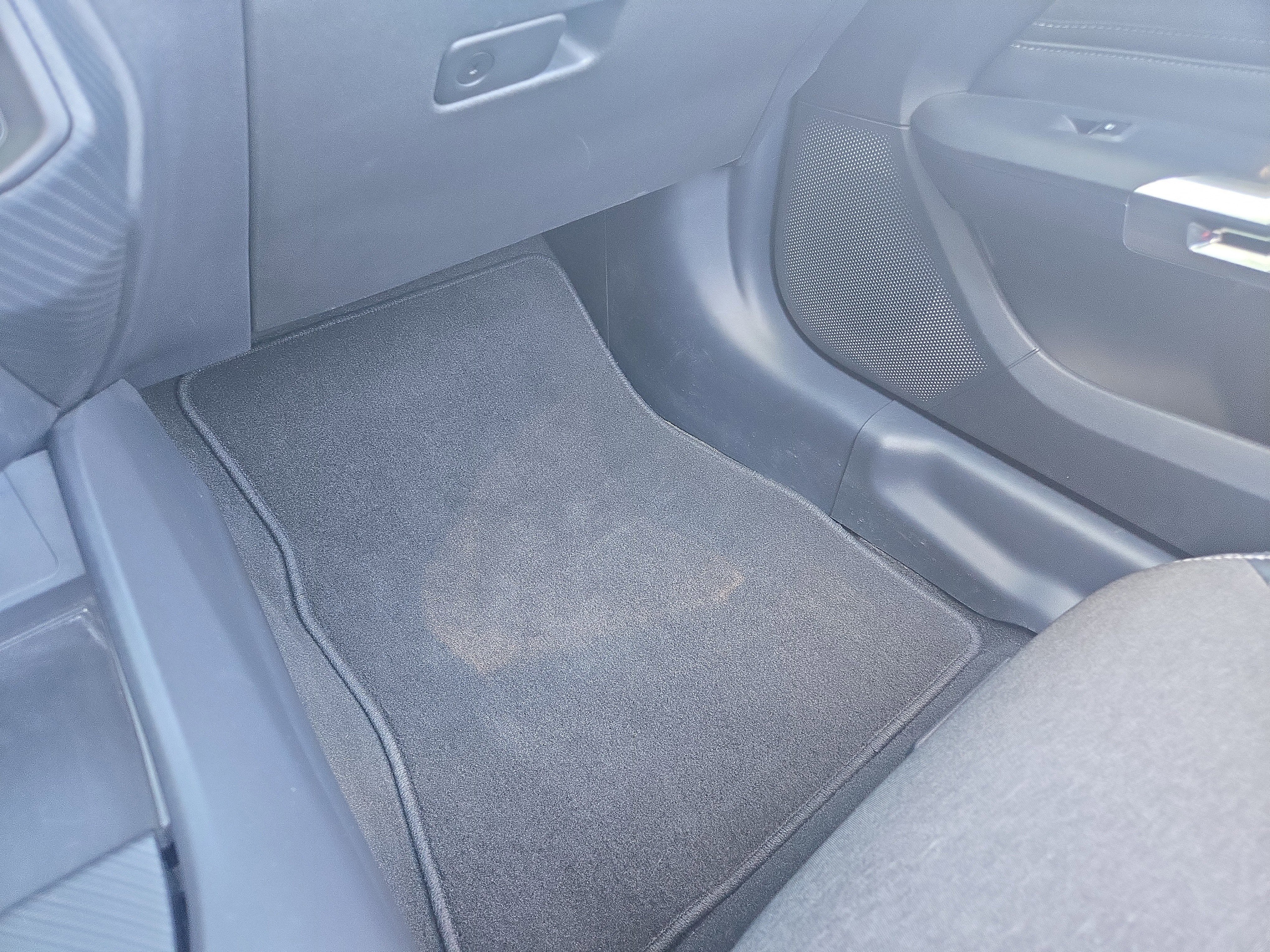 Used 2024 Ford Mustang Convertible w/ Mustang Nite Pony Package image 31