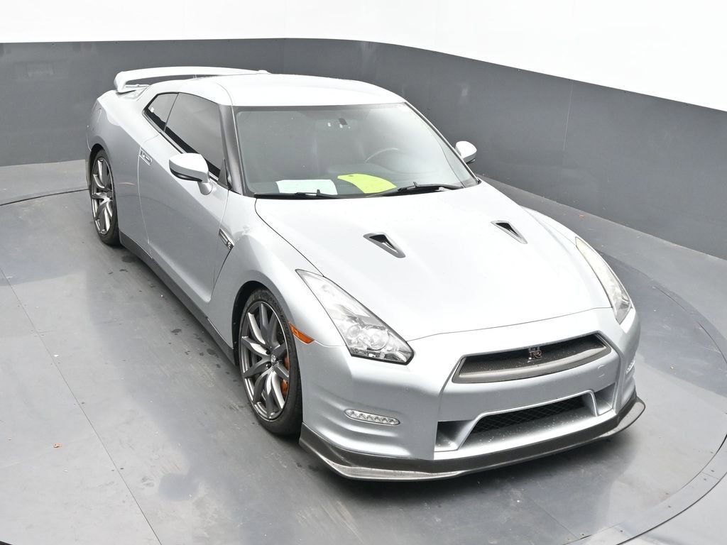 Used 2012 Nissan GT-R Premium AWD/4WD image 38