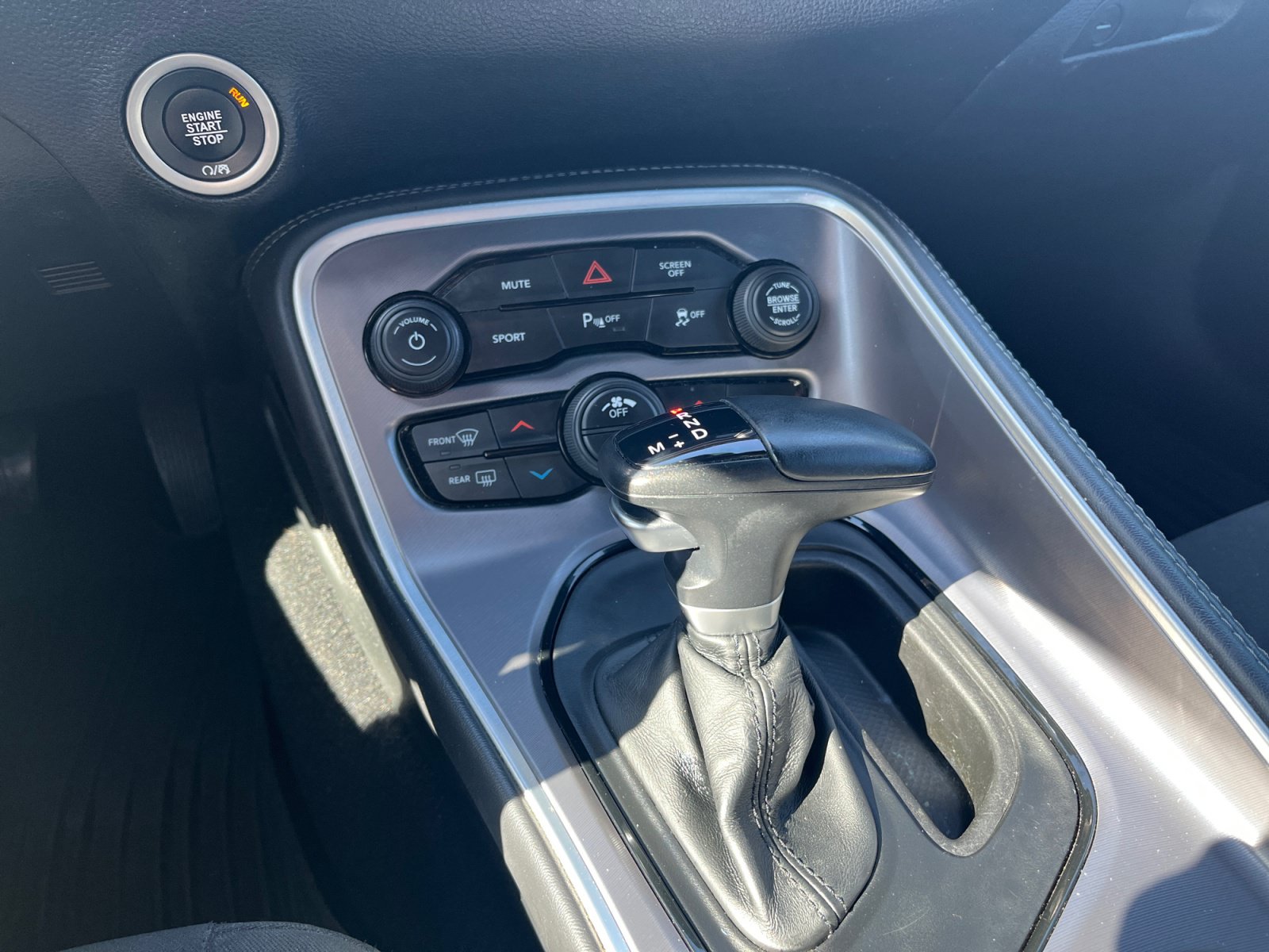 Used 2019 Dodge Challenger GT w/ Blacktop Package RWD image 26