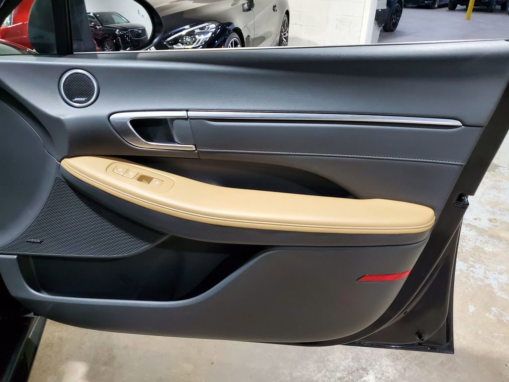 Used 2023 Hyundai Sonata Limited FWD image 17