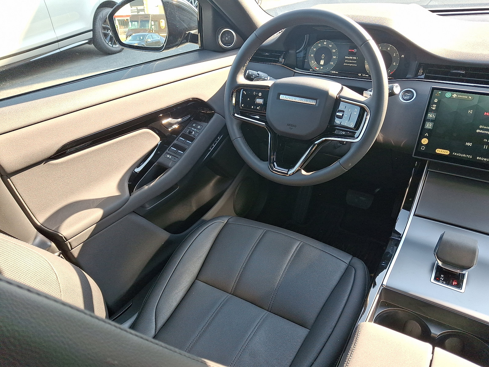 Certified 2026 Land Rover Range Rover Evoque S AWD/4WD image 12