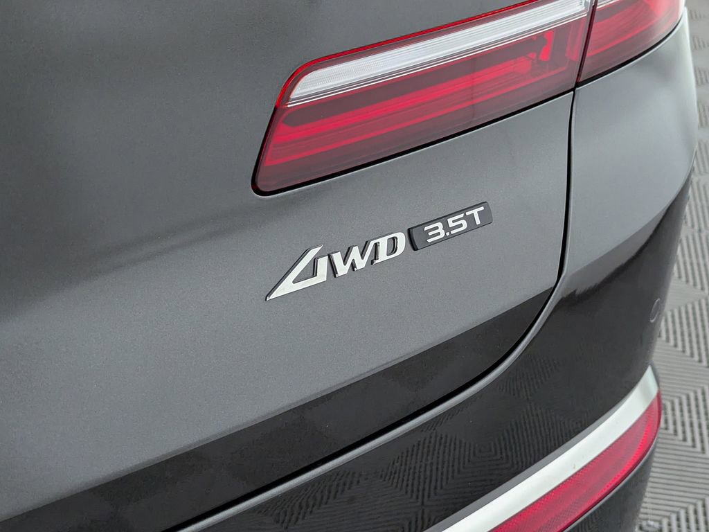 Used 2025 Genesis GV80 3.5T Prestige AWD/4WD image 12