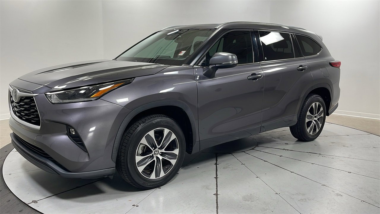 Used 2021 Toyota Highlander XLE