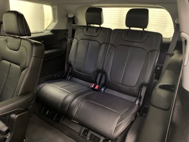 Used 2022 Jeep Grand Cherokee L Limited AWD/4WD image 22