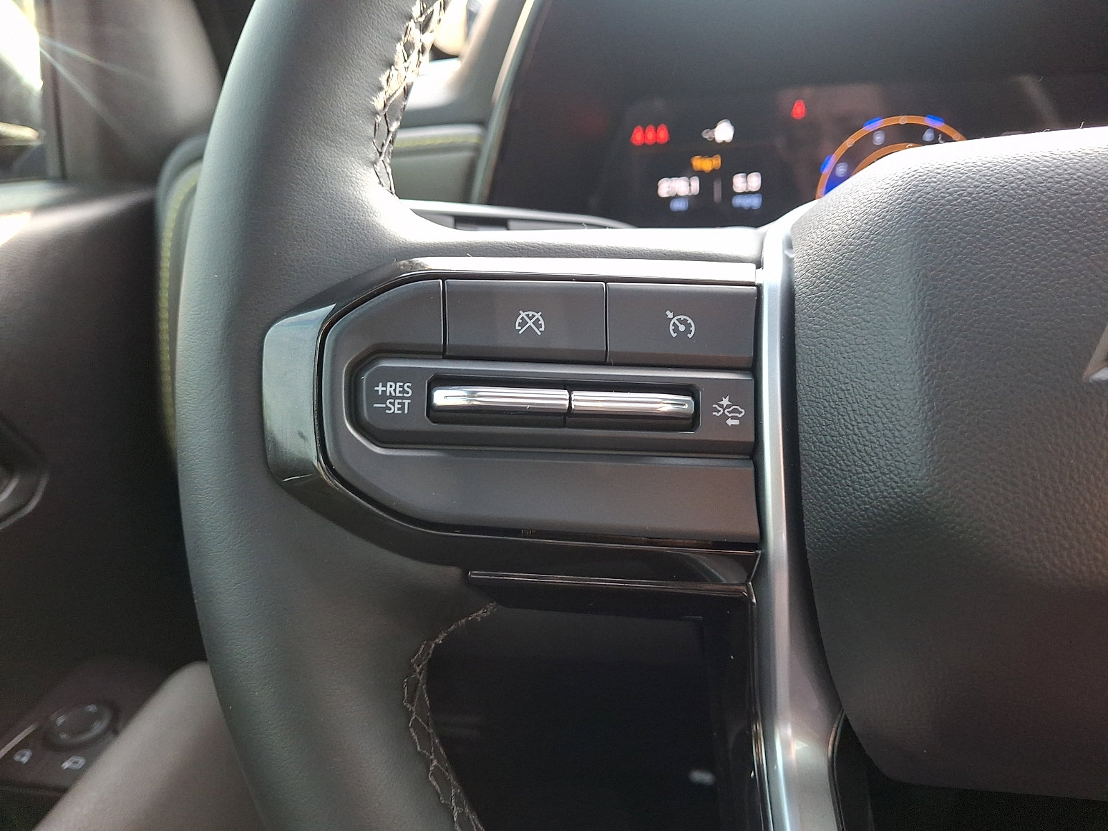 Used 2025 Chevrolet Colorado ZR2 w/ ZR2 Bison Edition image 23