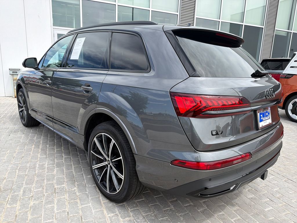 Used 2023 Audi Q7 3.0T Premium Plus w/ Premium Plus Package AWD/4WD image 3