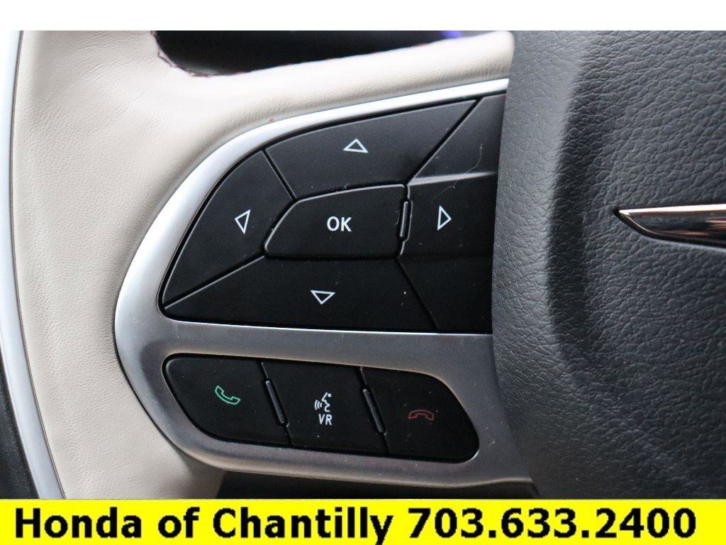Used 2019 Chrysler Pacifica Limited w/ Advanced Safetytec Group image 12