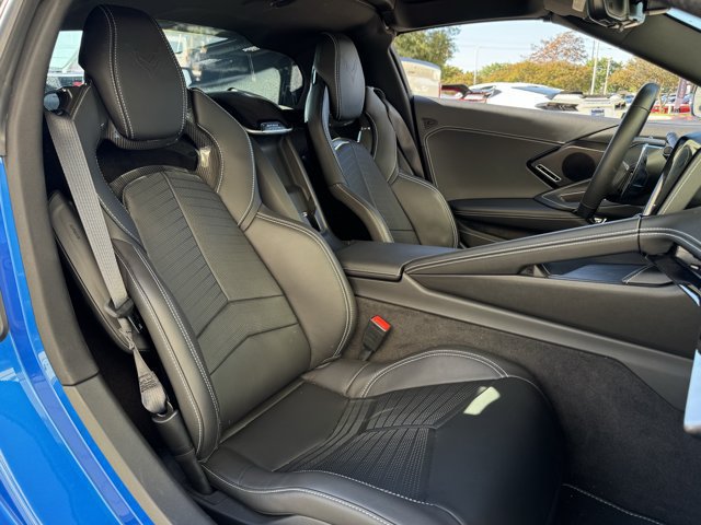 Used 2026 Chevrolet Corvette Z06 w/ Stealth Interior Trim Package RWD image 32