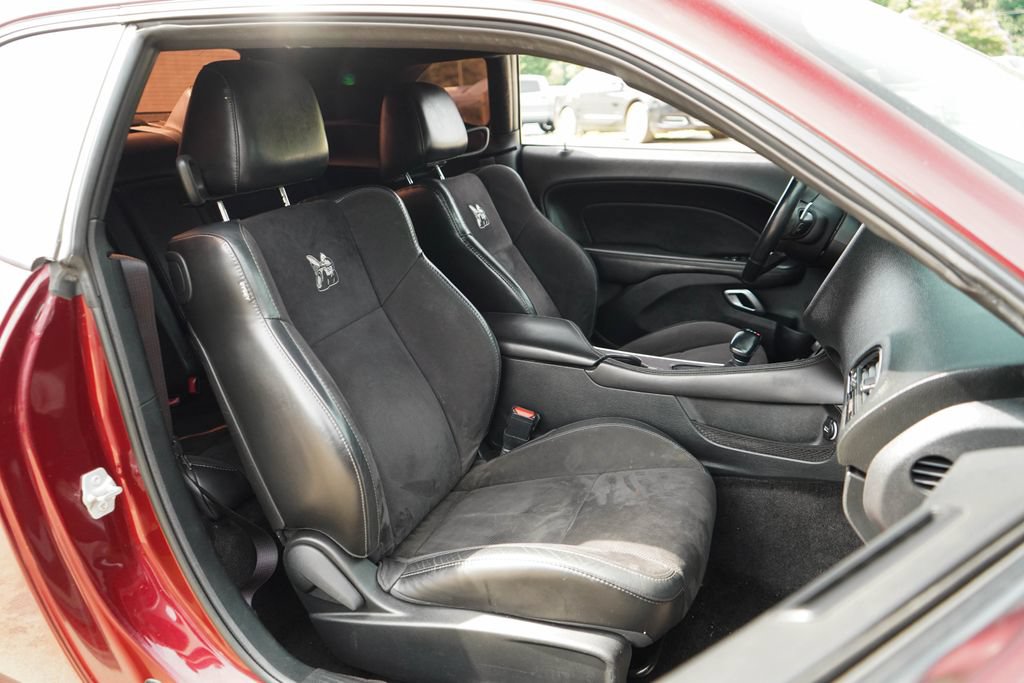 Used 2018 Dodge Challenger R/T Scat Pack RWD image 13