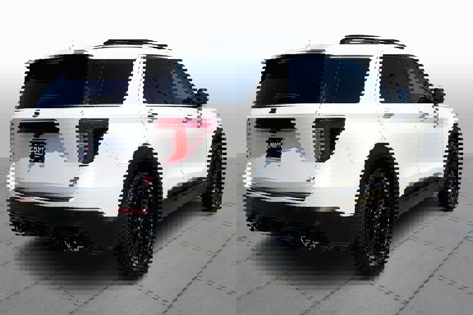 Used 2020 Ford Explorer ST w/ Premium Technology Package image 13