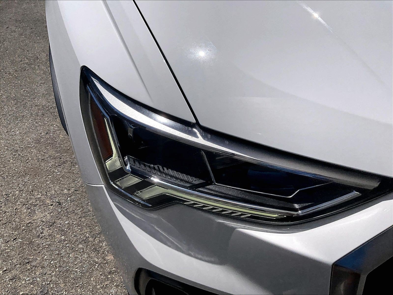 Used 2020 Audi Q3 2.0T Prestige AWD/4WD image 27