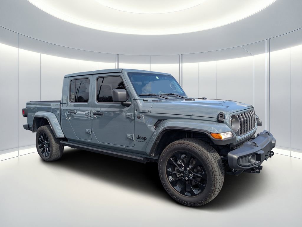 Used 2025 Jeep Gladiator Sport image 1