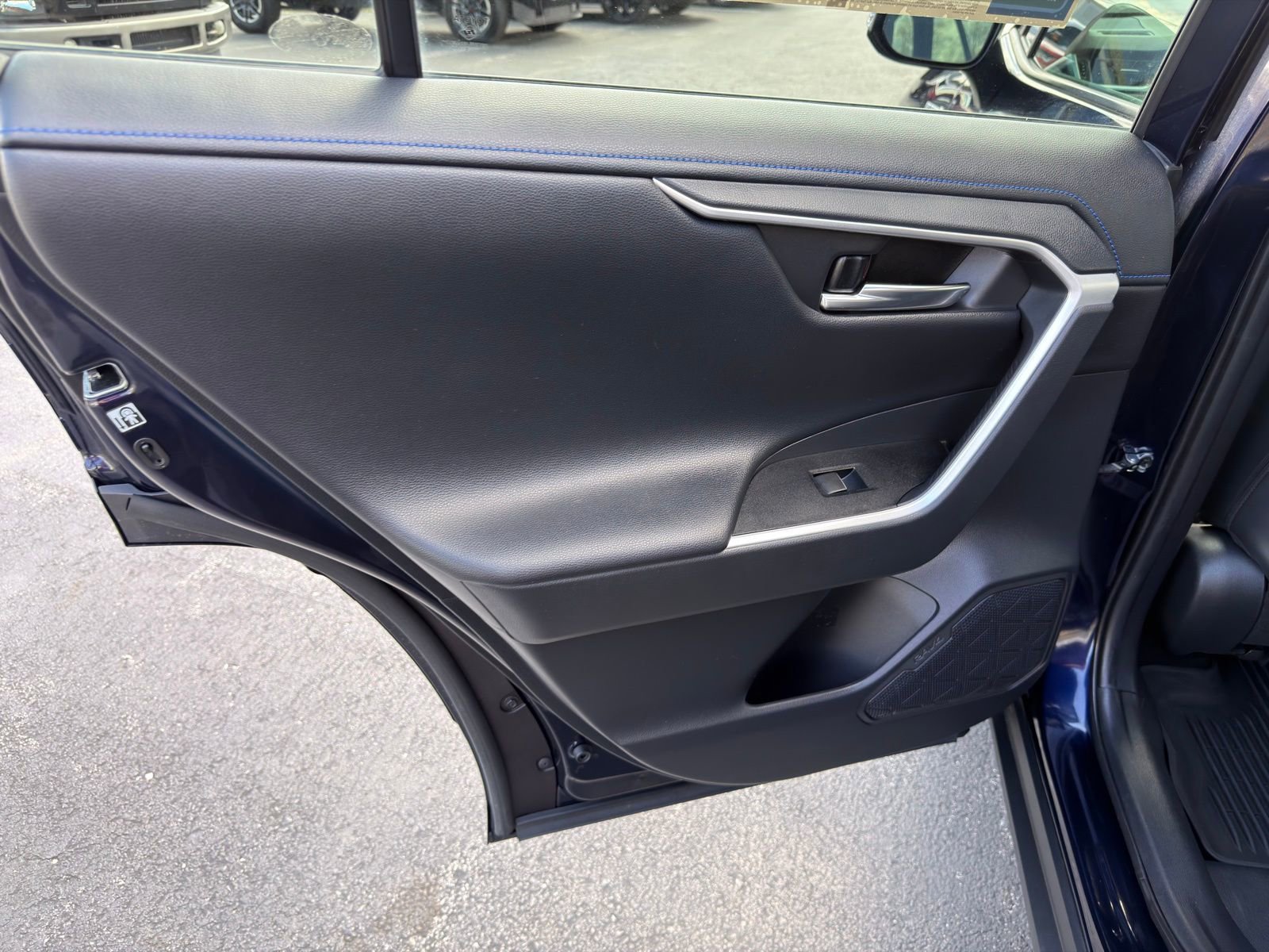 Used 2020 Toyota RAV4 XSE w/ XSE Grade Weather Package image 29