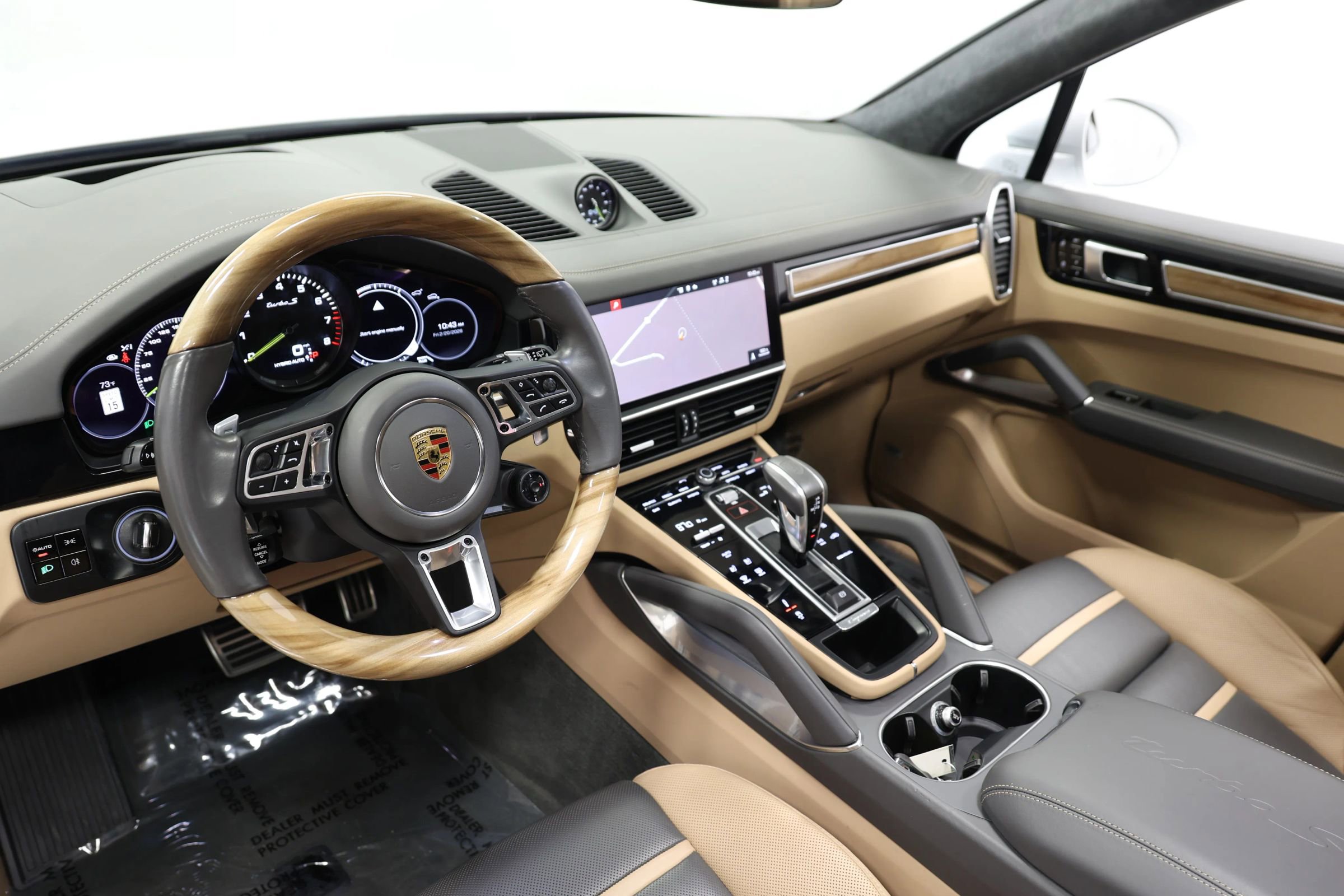Used 2021 Porsche Cayenne Turbo S AWD/4WD image 27
