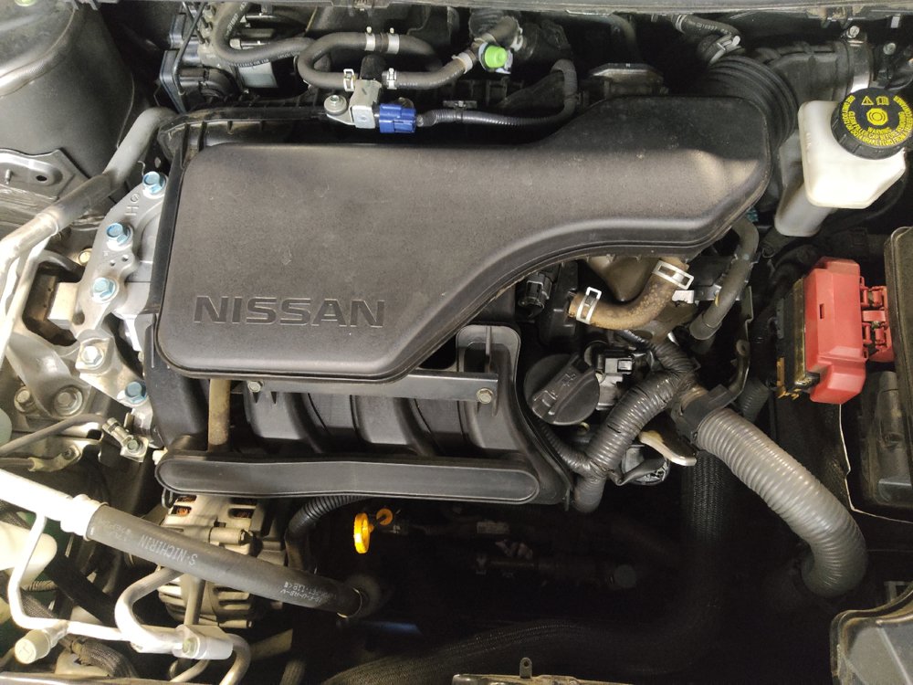 Used 2017 Nissan Rogue Sport SV FWD image 30