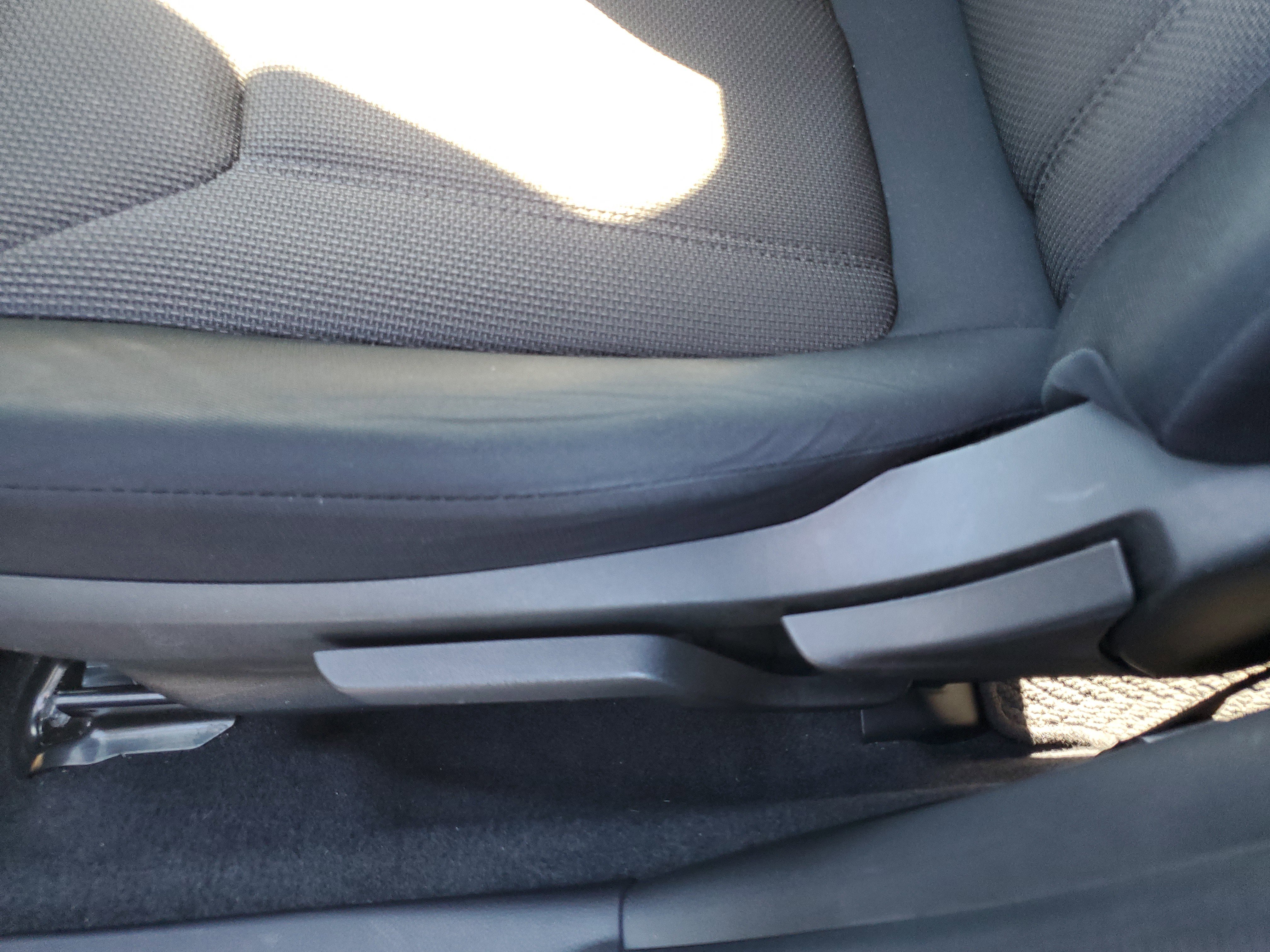 Certified 2023 Subaru Crosstrek 2.0i image 14