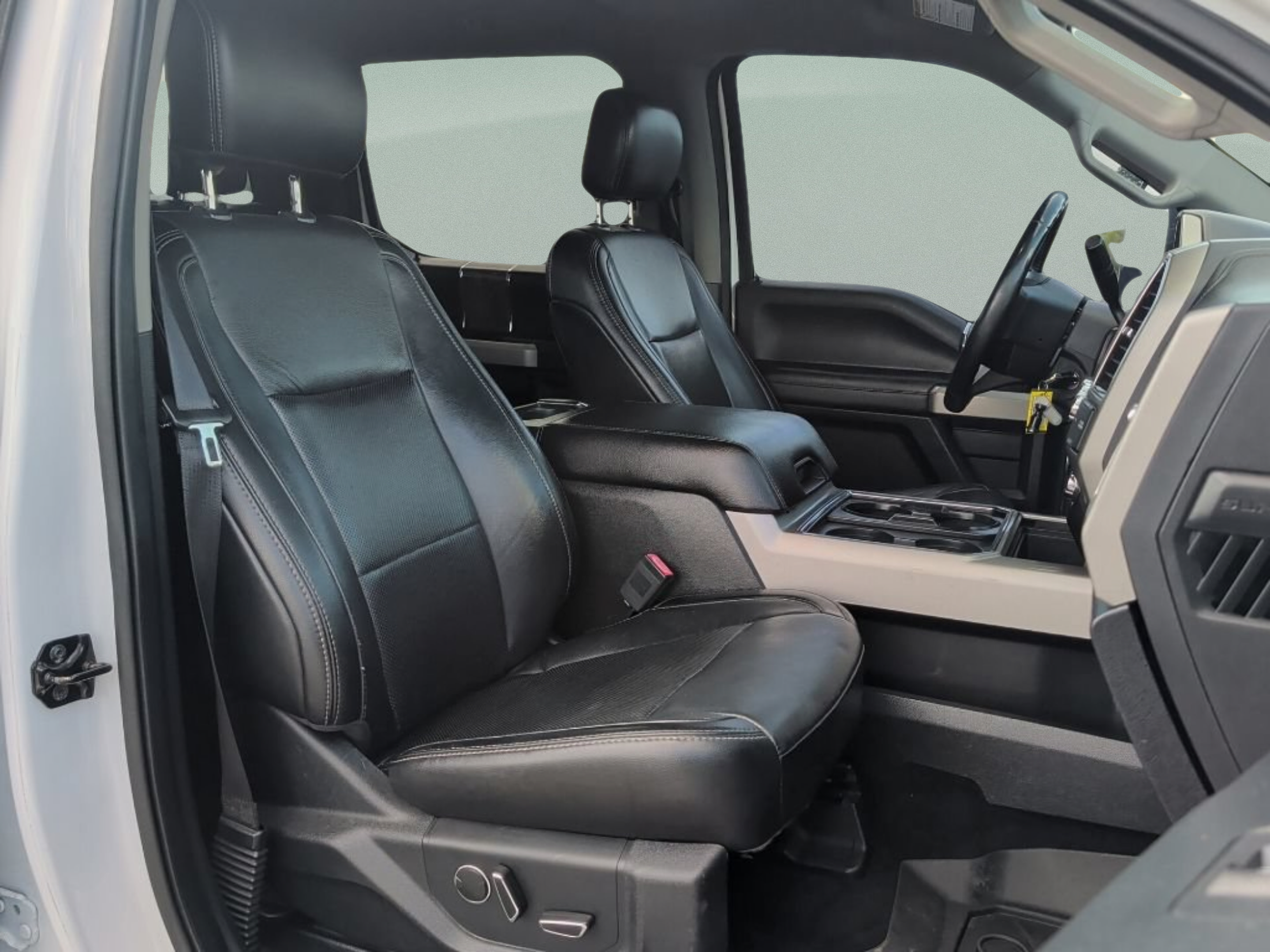 Used 2019 Ford F250 Lariat w/ Lariat Value Package AWD/4WD image 46