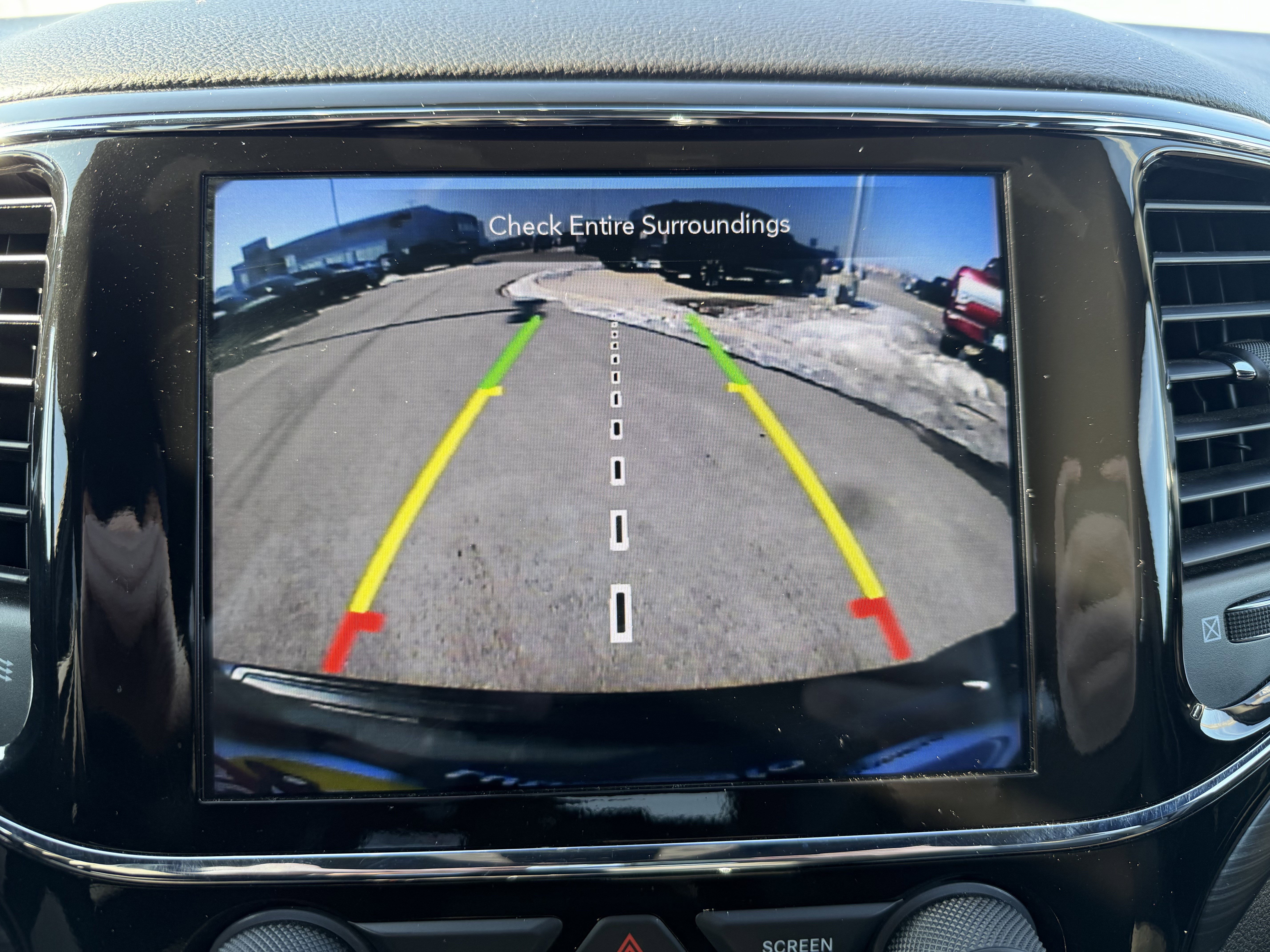 Used 2022 Jeep Grand Cherokee Laredo X image 23