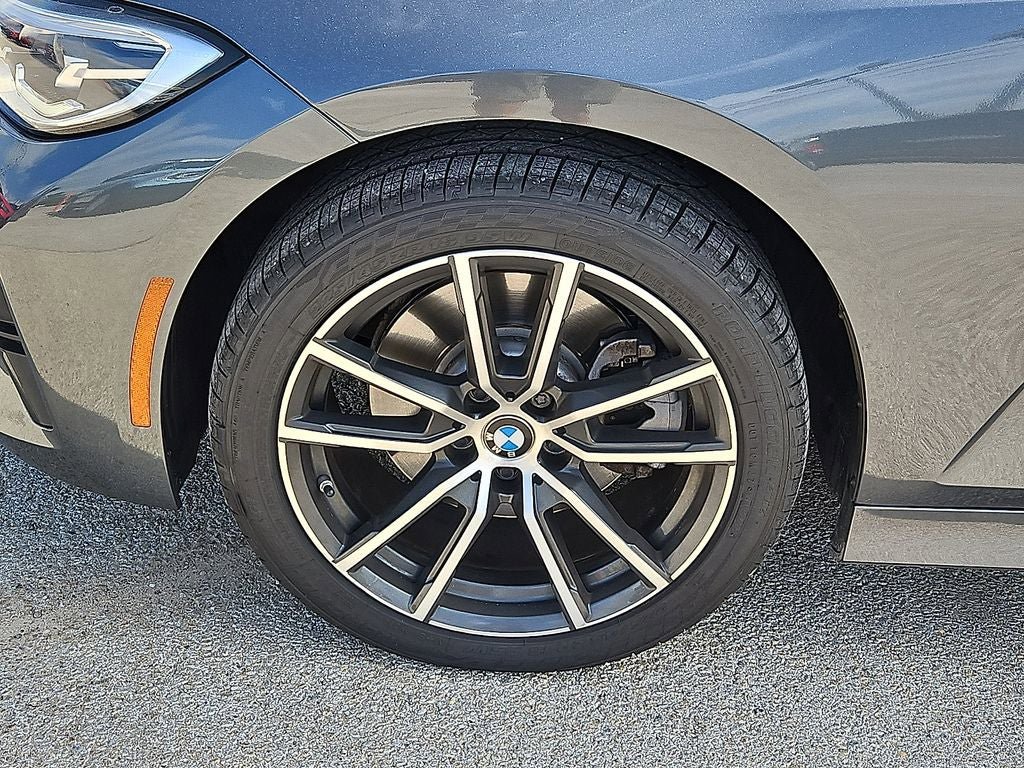 Used 2022 BMW 330i Sedan w/ Convenience Package RWD image 13
