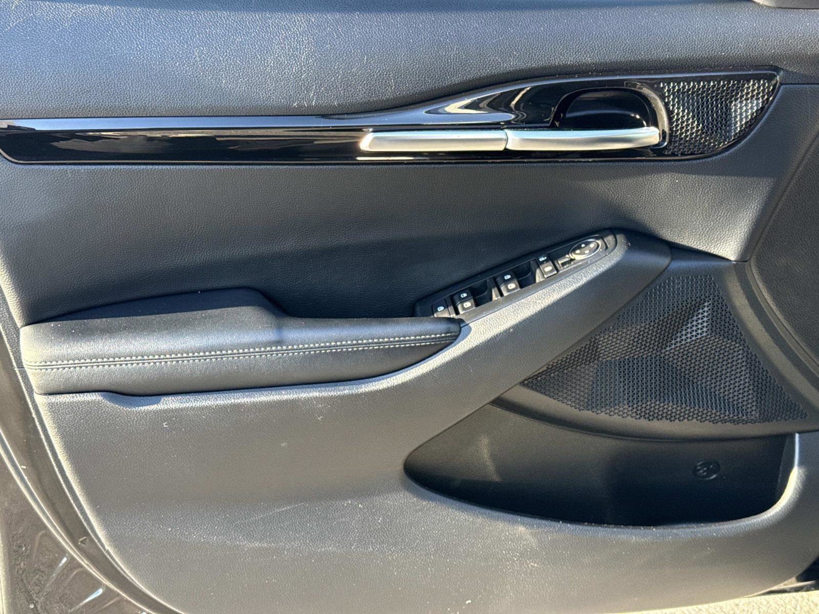 Used 2024 Kia Seltos EX image 17