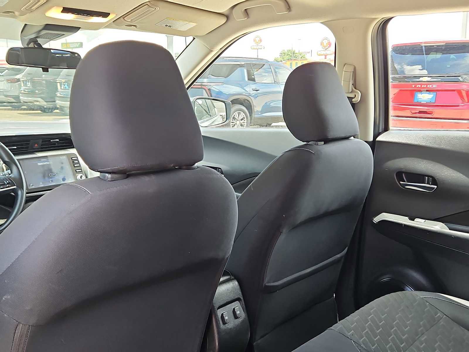 Used 2023 Nissan Kicks SV FWD image 16