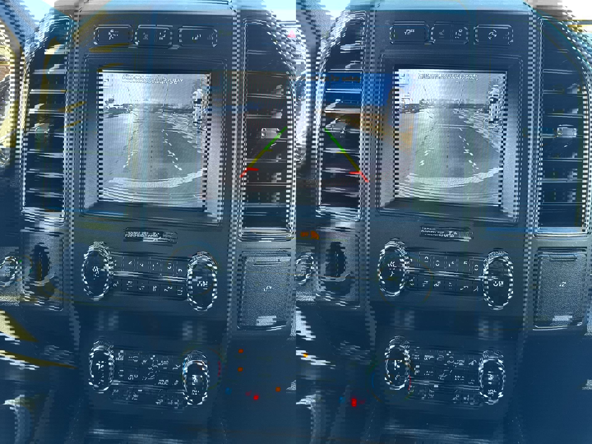 Used 2019 Ford Expedition Limited w/ Equipment Group 301A image 17