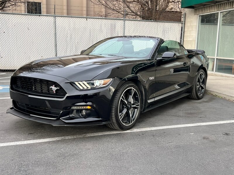 Used 2016 Ford Mustang GT Premium w/ Equipment Group 401A RWD image 4