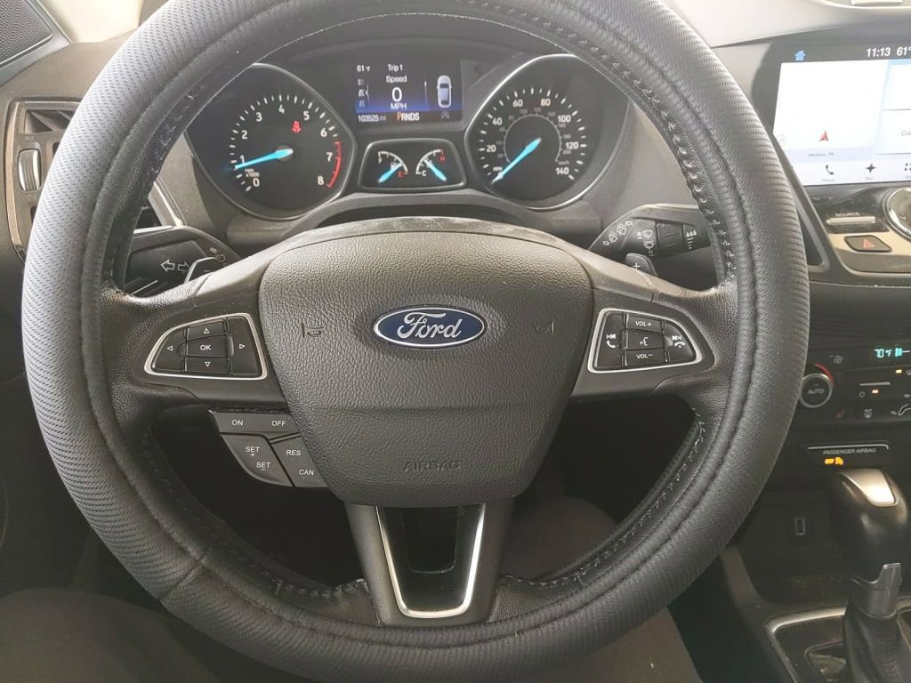 Used 2017 Ford Escape Titanium AWD/4WD image 16