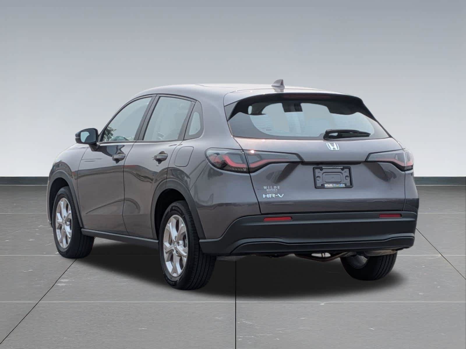 Used 2024 Honda HR-V LX image 3