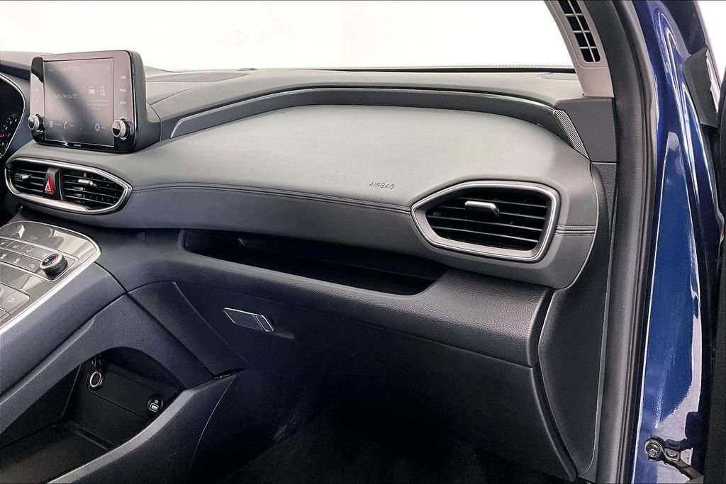 Certified 2022 Hyundai Santa Fe SEL image 16