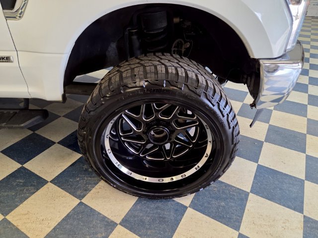 Used 2019 Ford F250 XLT AWD/4WD image 9