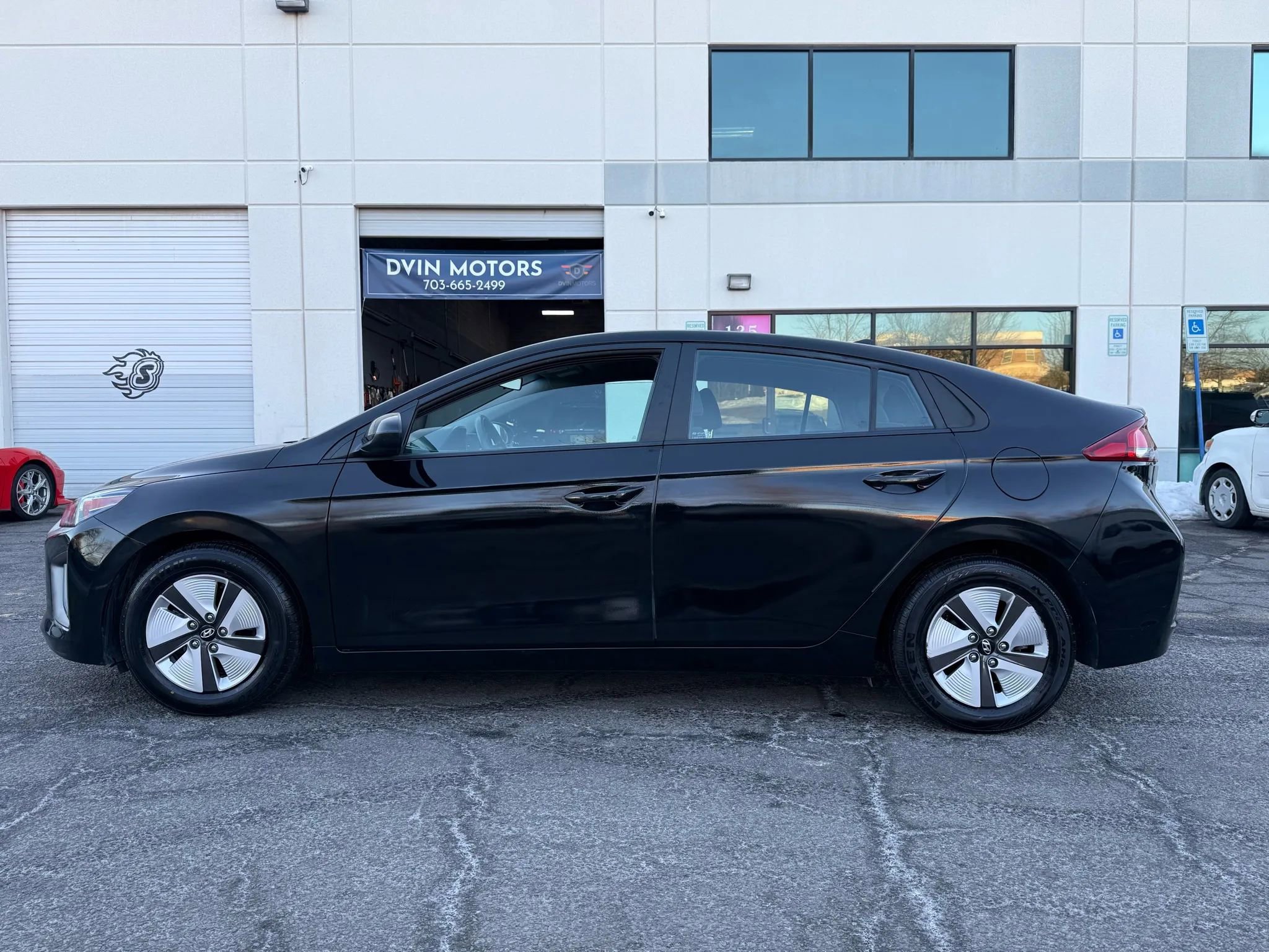 Used 2022 Hyundai Ioniq Blue image 9