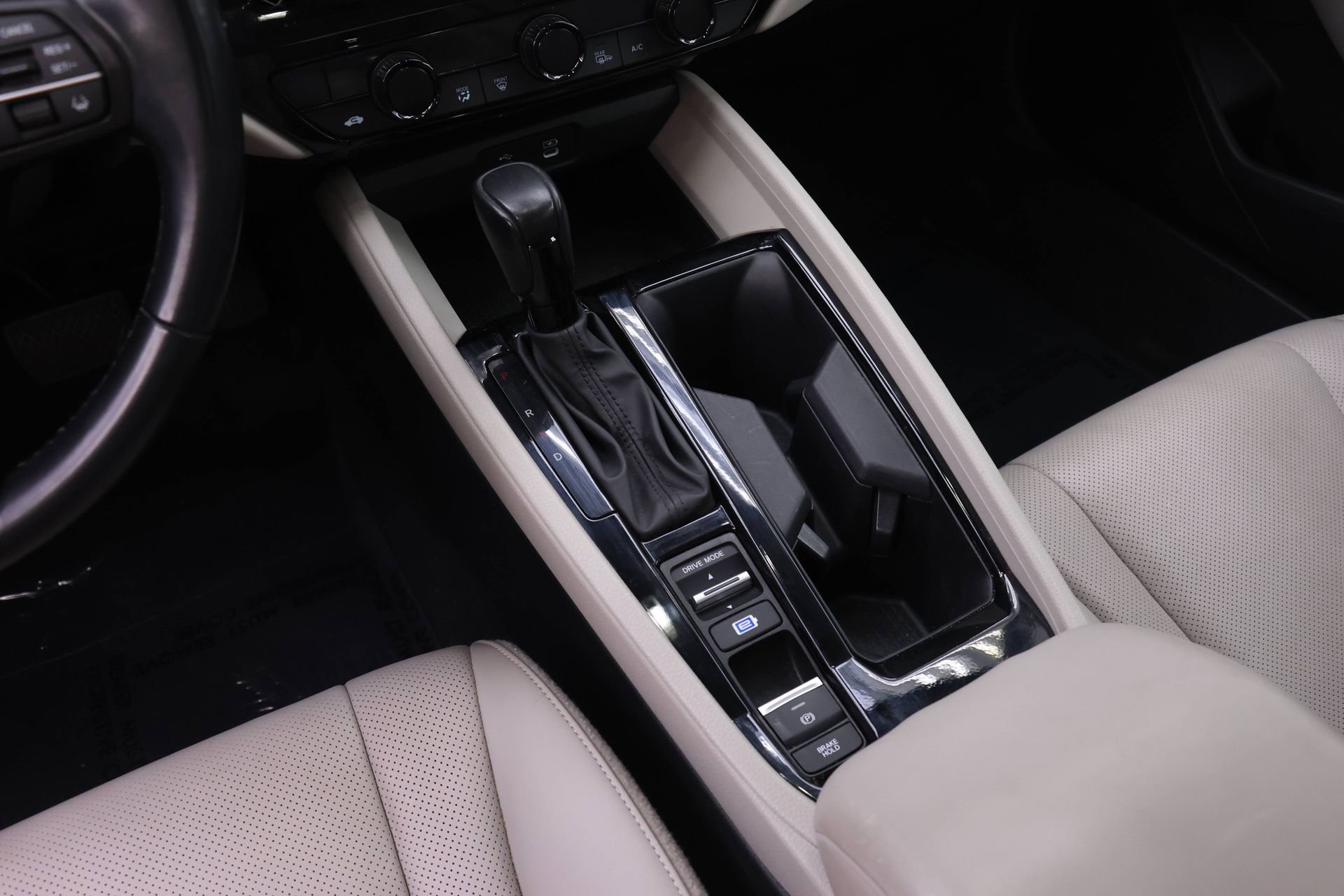 Used 2023 Honda Accord EX-L image 12