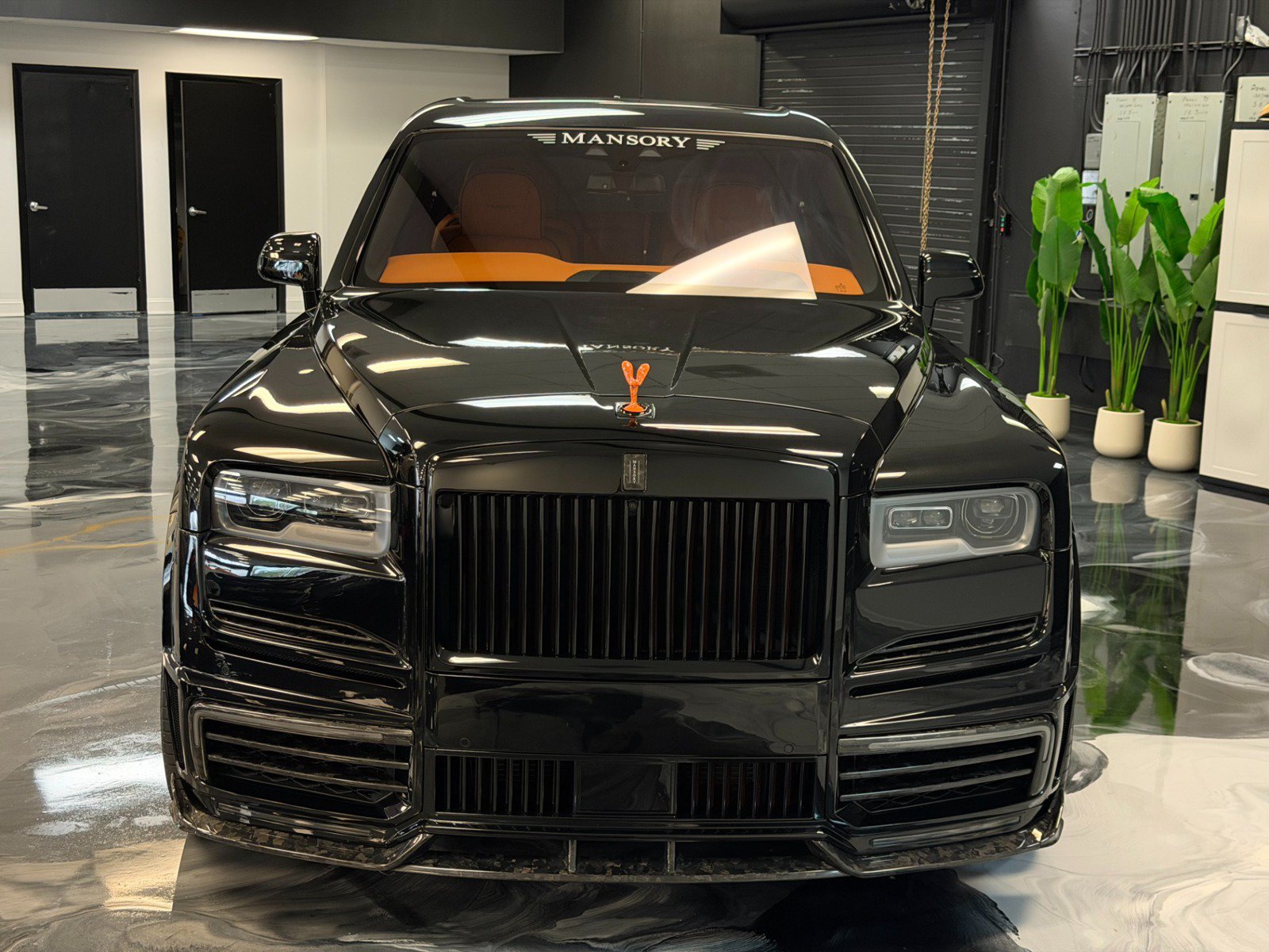Used 2023 Rolls-Royce Cullinan AWD/4WD image 11