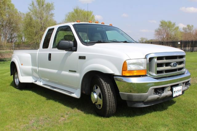 Used 2001 Ford F350 Lariat image 11