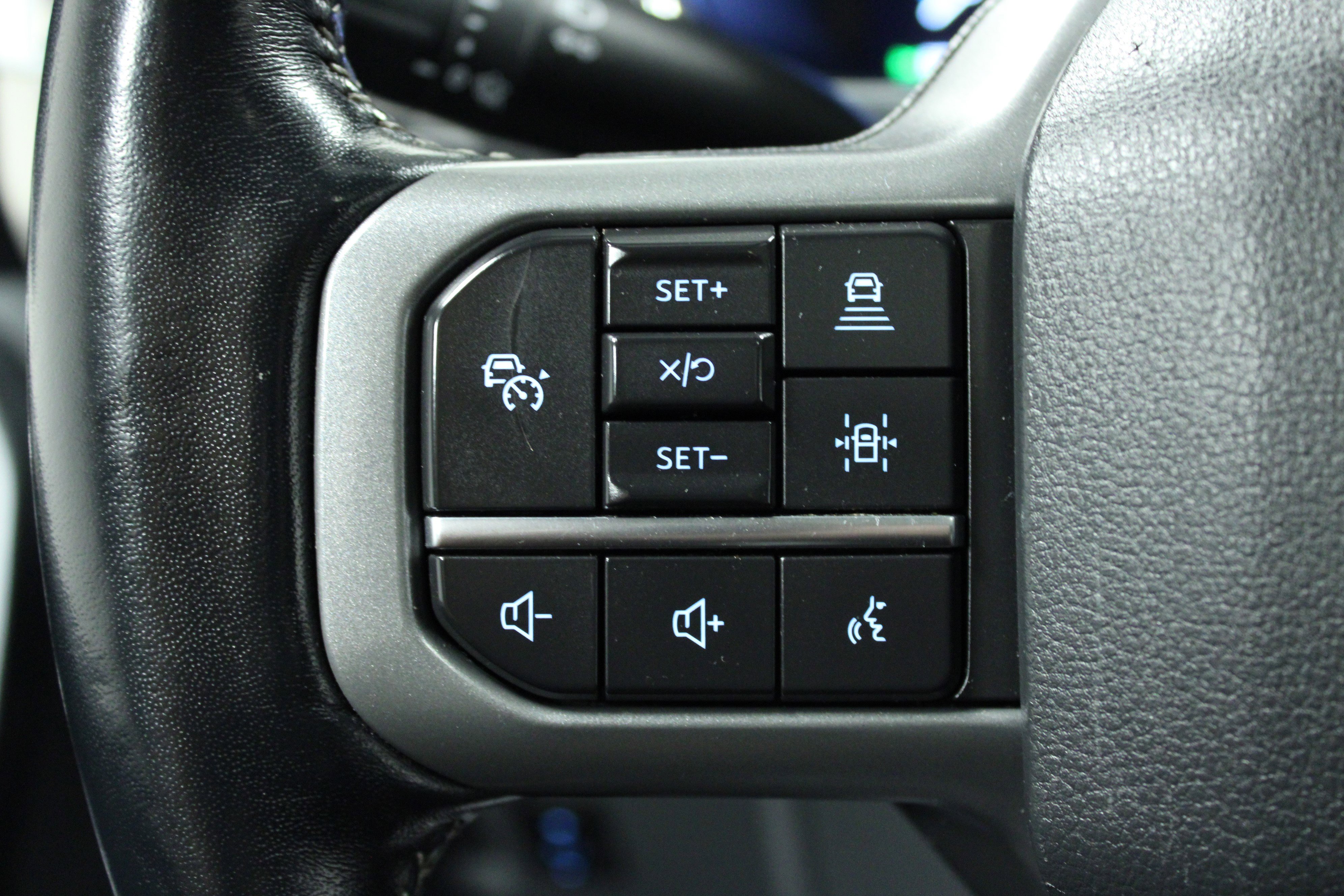 Used 2021 Ford F150 Lariat w/ Equipment Group 502A High image 20