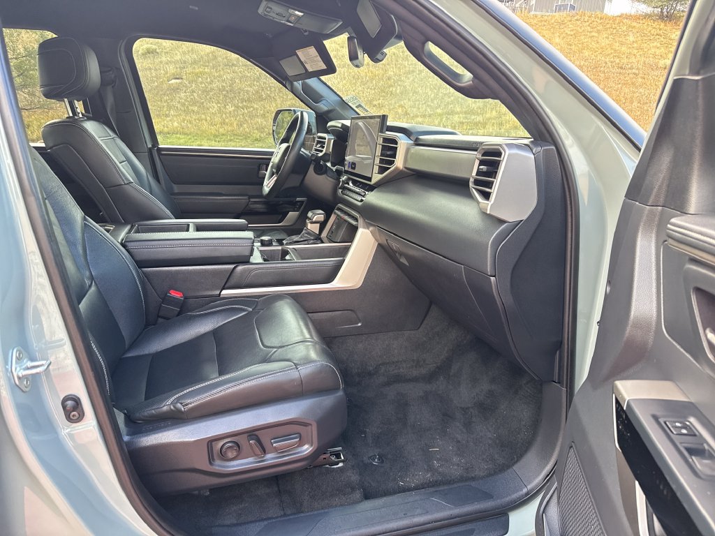 Used 2026 Toyota Tundra Limited w/ Power Package AWD/4WD image 28