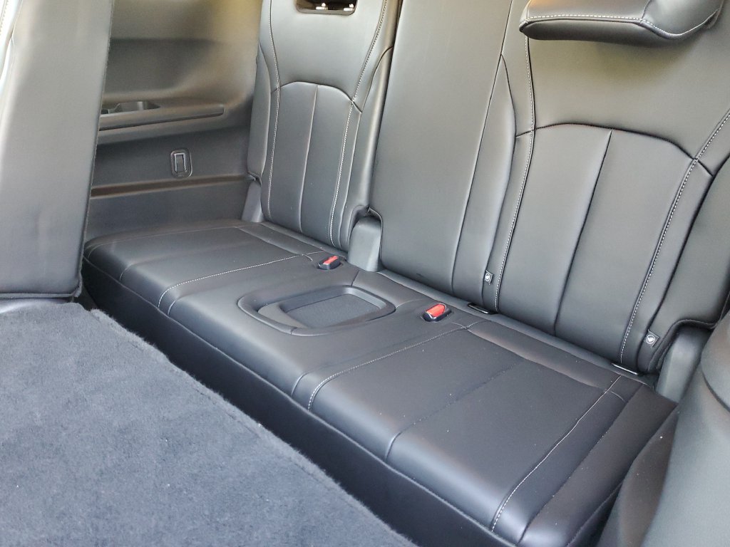 Used 2024 INFINITI QX60 Luxe w/ Vision Package FWD image 16